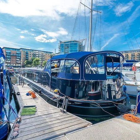 Luxurious Houseboat Near Canary Wharf In 런던 외부 사진
