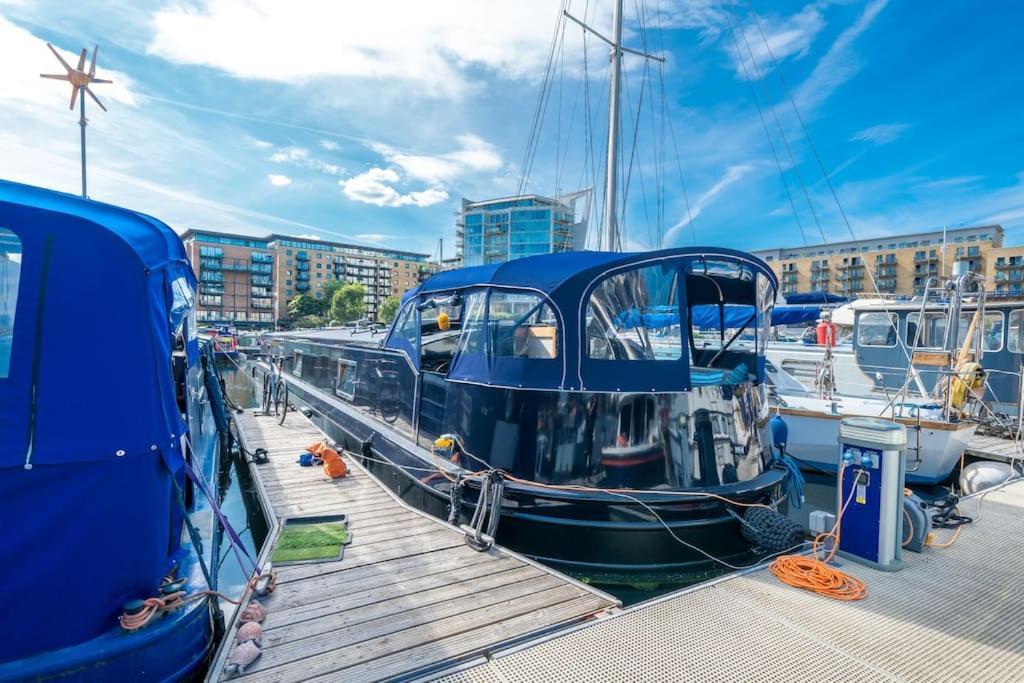 Luxurious Houseboat Near Canary Wharf In 런던 외부 사진